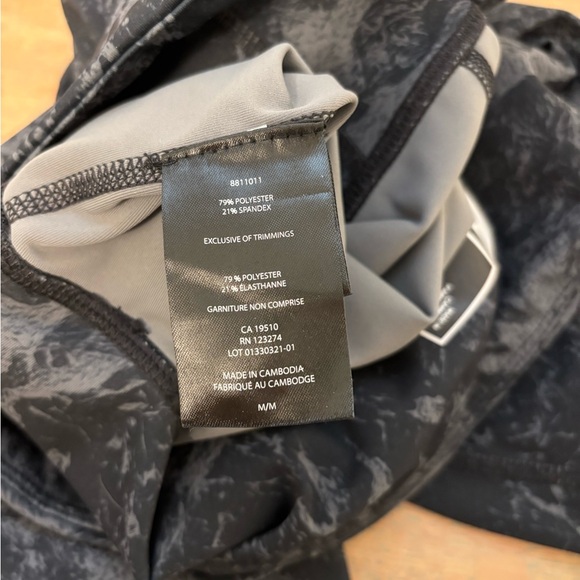 Lole Black and Gray Patterned Leggings - Picture 4 of 4